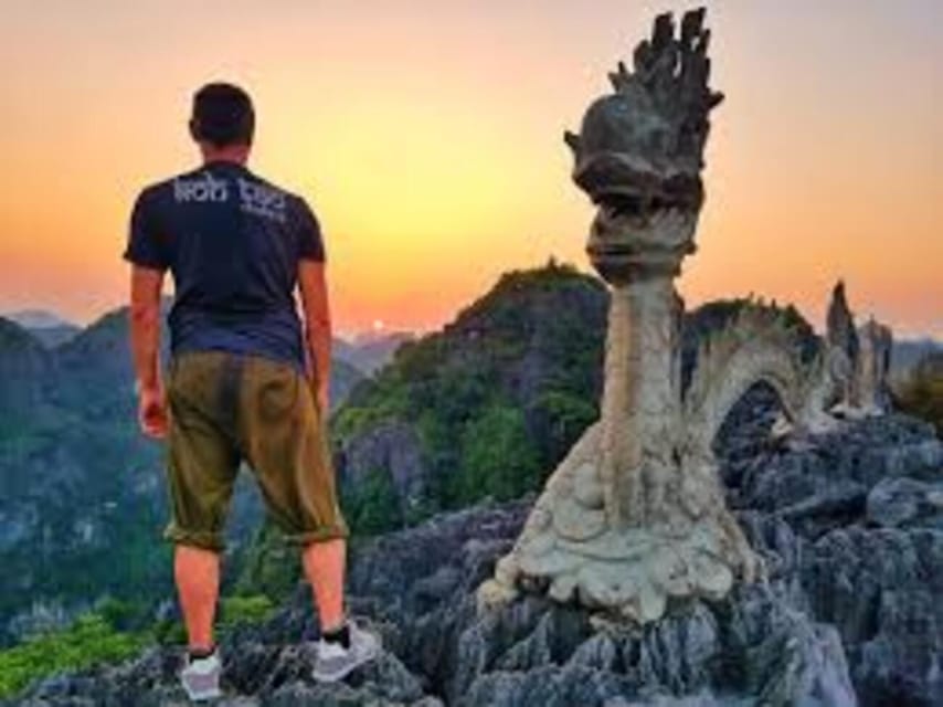 Ninh Binh Sunset Tour And Visit Hoa Lu Walking Town At Night - Hoa Lu Ancient Town at Ky Lan Lake Park: night vibes and real snack options