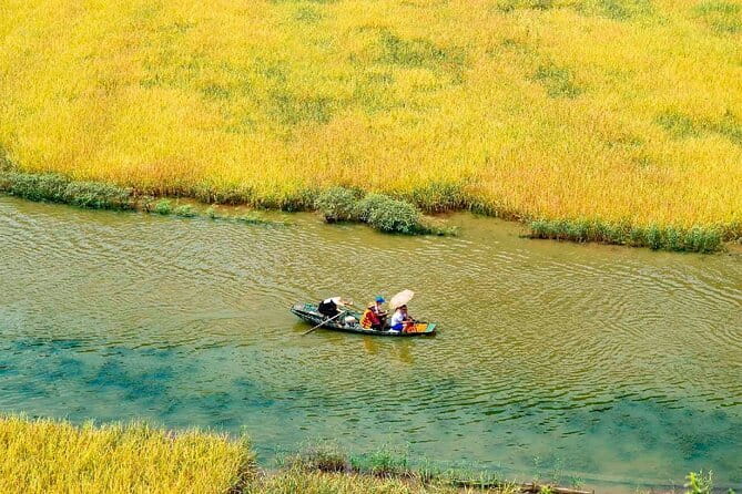Ninh Binh Trip From Hanoi: Hoa Lu-Mua Cave-Boat-Cycling-Lunch - Guides: friendly, safety-minded, and good at keeping the day on track