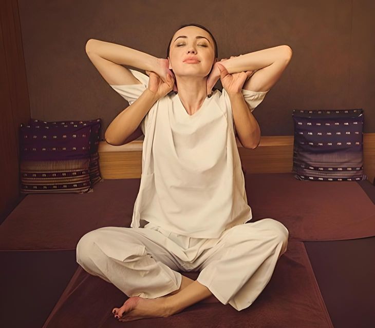 Nón Spa - Massage, Nail, Hair Washing, Facial and Skin care - Inside the Spa: Private Rooms, Real Quiet, and the Comfort Stuff