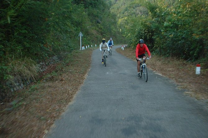 One day bike from Da Lat to Mui Ne - How the Da Lat to Mui Ne ride runs from pickup to drop-off