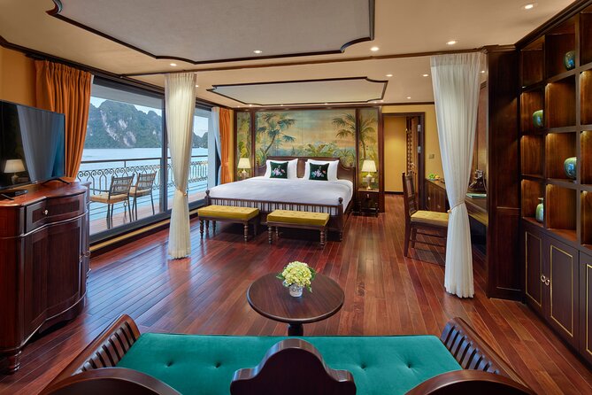 Overnight Indochine Premium Cruising Tour at HaLong (From Halong) - Hang Luon Cave: kayaking or sampan through the limestone maze
