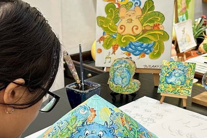 Paint & Personalize a Vietnamese Non La with B/S Art Studio topic - Drawing the Dong Ho Dragon on a Non La (the core hands-on part)