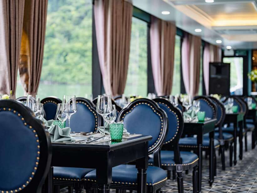 Pamela Cruise: HaLong Bay day trip with Lunch & Activities - What the first onboard hour feels like: tea, safety briefing, and getting oriented