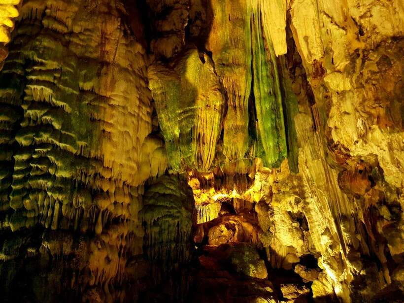 Phong Nha: Cave Exploration and Zipline Dark Cave Tour - Lunch Break: Refuel Without Losing the Momentum