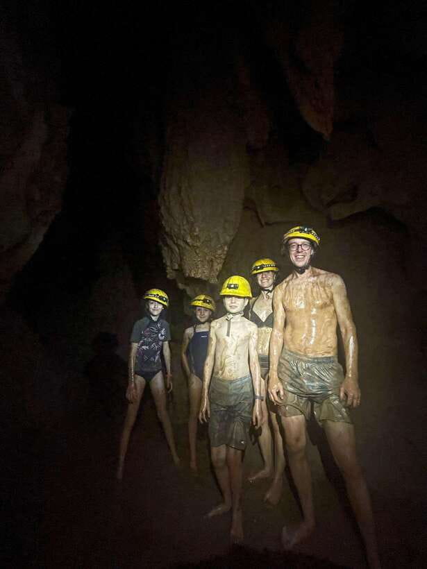 Phong Nha/Dong Hoi: DMZ Tour - Vinh Moc & Khe Sanh Base - Lunch in Quang Tri: a real break before the tunnels