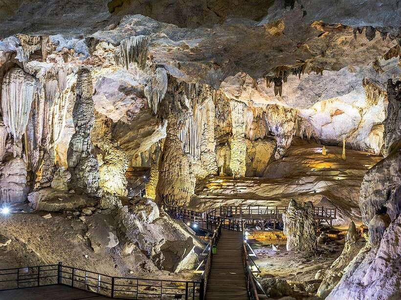 Phong Nha/Dong Hoi: Phong Nha Cave and Paradise Cave Tour - Key things that make this Phong Nha cave tour click