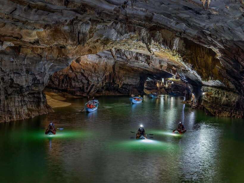 Phong Nha/Dong Hoi: Phong Nha Cave and Paradise Cave Tour - Paradise Cave: the walkways, the scale, and why the guide matters