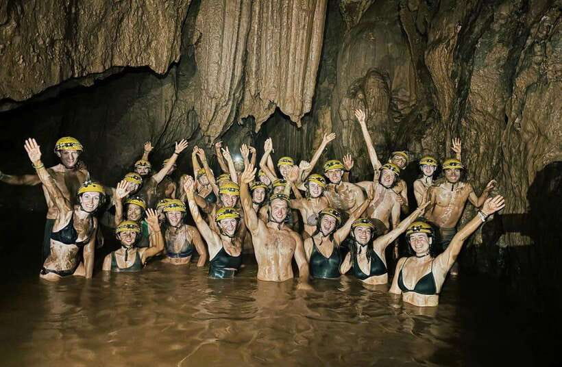 Phong Nha/Dong Hoi: Zipline Dark Cave & Phong Nha Cave Trip - Lunch in the park zone: plan your energy for the second cave