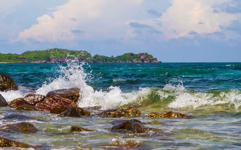 Phu Quoc: 3 Island Tour by Boat with Guide - Lunch on board: local food, big portions, and one real drawback