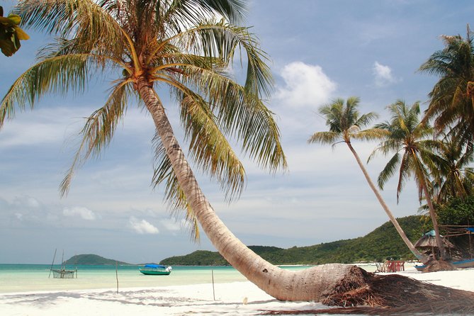 Phu Quoc Discover South And North Together_Private tour - Pickup in Duong Dong: Smooth Start, Watch the Surcharges