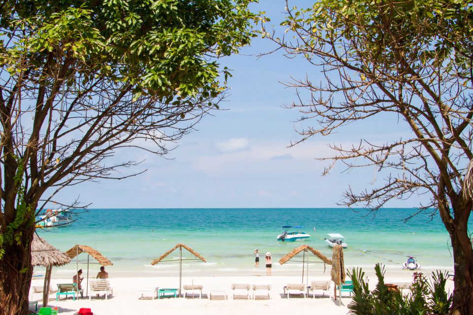 Phu Quoc Land 1: Southern Tour & Sao Beach - Sao Beach lunch, beach bar downtime, and swimming on sandy sand
