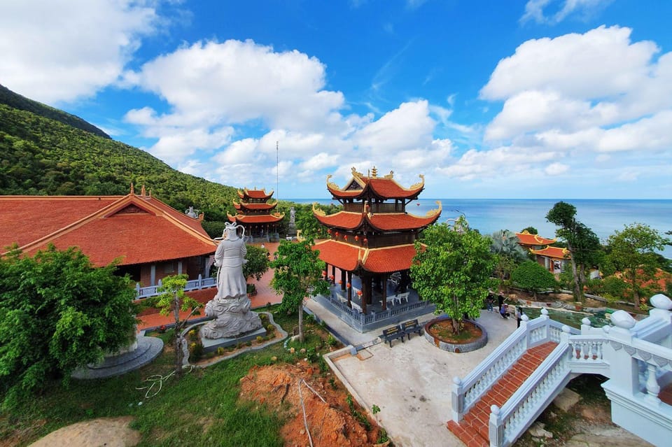Phu Quoc Land Tour: Discover South Island - Kiss Bridge and Clock Tower: photo time, then plan how you’ll leave