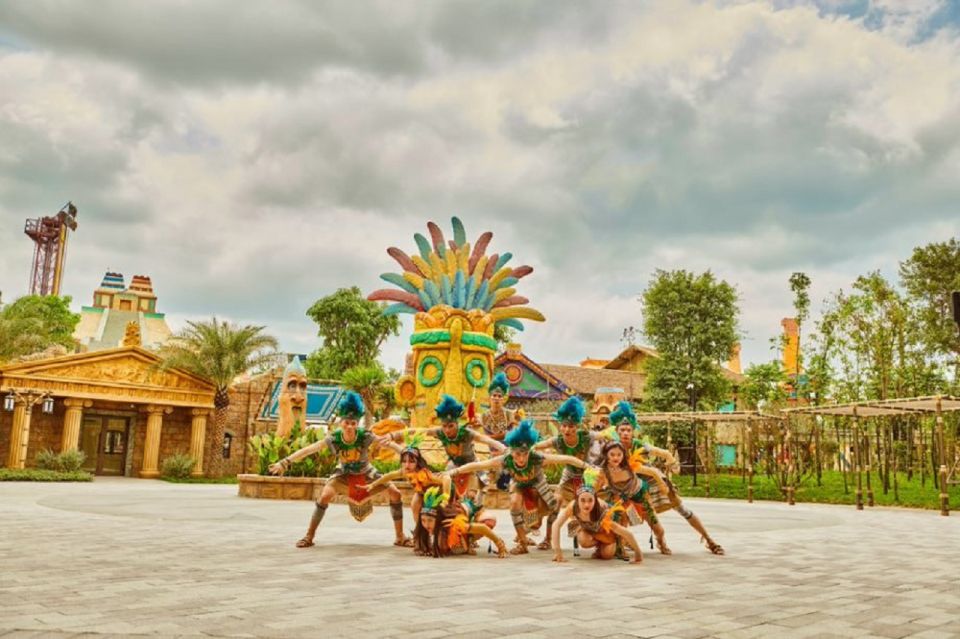 Phu Quoc: VinWonders Entry Ticket with Optional Safari - Food, Breaks, and Souvenirs Inside VinWonders