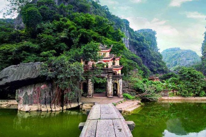 Premium Hoa lu - Trang An - Mua Cave with Buffet Lunch from Hanoi - Buffet lunch in the middle: fuel without the food hunt