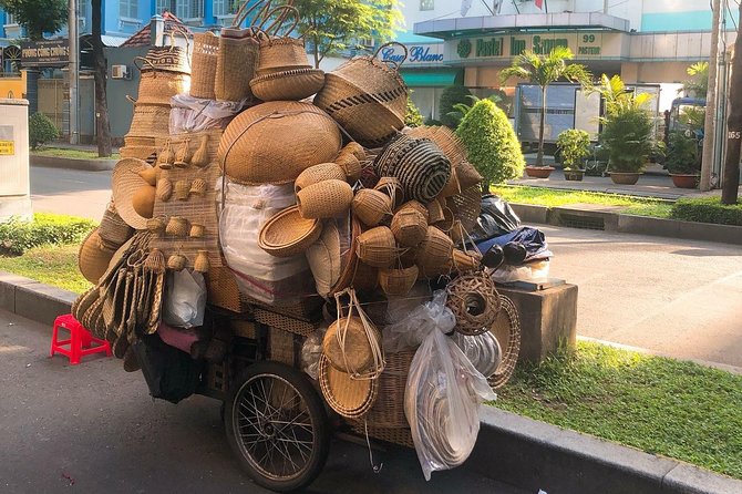 Private Arrival Transfer: Tan Son Nhat Airport to Ho Chi Minh City Hotels - What the Drive Feels Like in Real Traffic