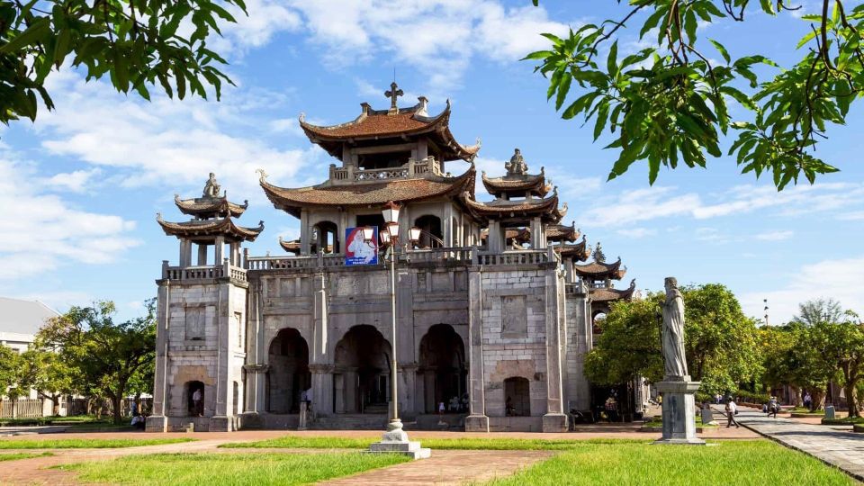 Private Car/Bus Renting Hanoi - Ninh Binh - Halong - Sapa... - Key Things to Know Before You Go