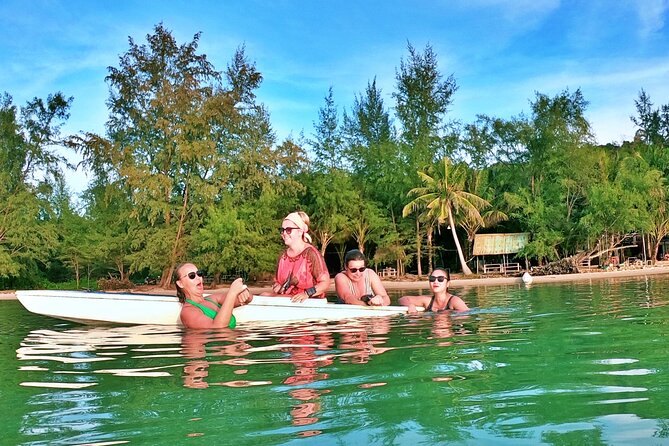 [PRIVATE CHARTER] SEA-KAYAKING along HALF-MOON BAY & SUNSET DRIFTING & DINNER - Sunset Drifting Off Half-Moon Bay: Why the Second Half Feels Different