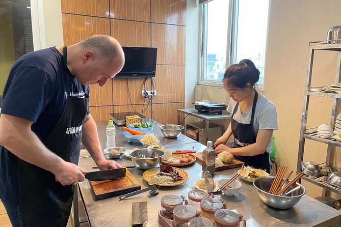 Private Cooking Class with 5 dishes of your choice - A Private Hanoi Cooking Class That Starts in the Market