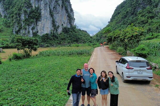 Private Early Morning Tour in Hanoi City - Traditional breakfast stop: what you get and what you should budget