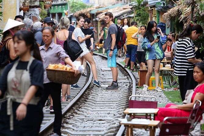 Private Early Morning Tour in Hanoi City - Optional Hồ Tây early market: when you want a second round