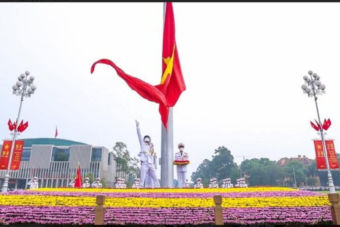 Private Early Morning Tour in Hanoi City - Ba Đình Square flag salute: where pride meets an early wake-up call