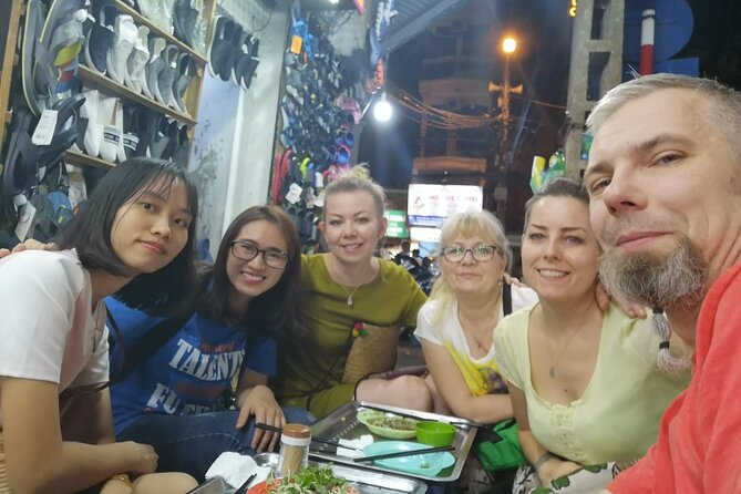 Private French Quarter Tour with Locals - Stop 1: Ly Thai To Park and the origin of Hanoi as capital