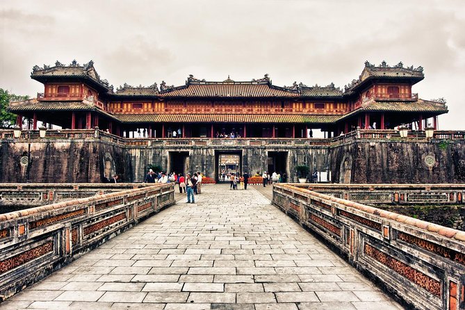 Private Full day Imperial Hue city tour from Hue - Entering the Hue Imperial City: Noon Gate to the Forbidden Purple City