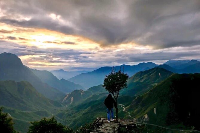 Private Full Day Tour in Sapa by Car - How a private full-day car tour works in Sapa (6–8 hours, pickup included)