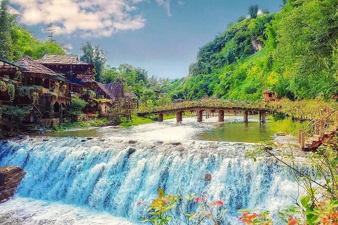 Private Full Day Tour in Sapa by Car - Sapa market stop: the quick hit of everyday trade