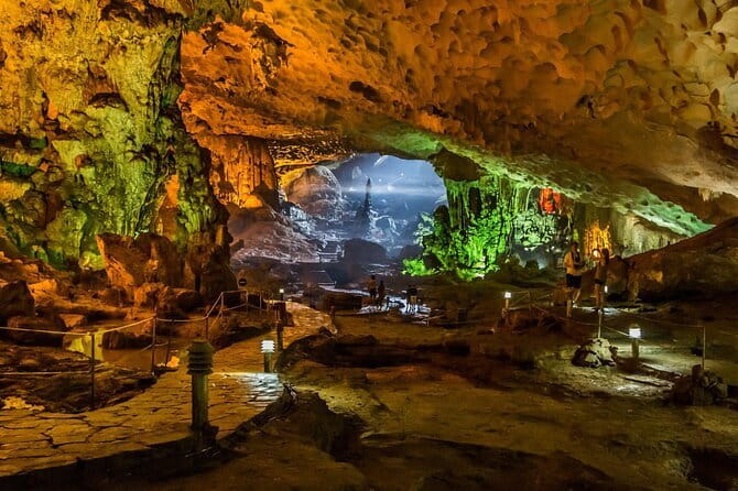 Private Full-Day Tour to Halong Bay from Hanoi - Private Halong Bay without feeling herded