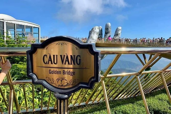 Private guided Sunworld Ba Na Hills & Golden Hands Bridge - Le Jardin d’Amour: flowers, romance vibes, and a break from crowds