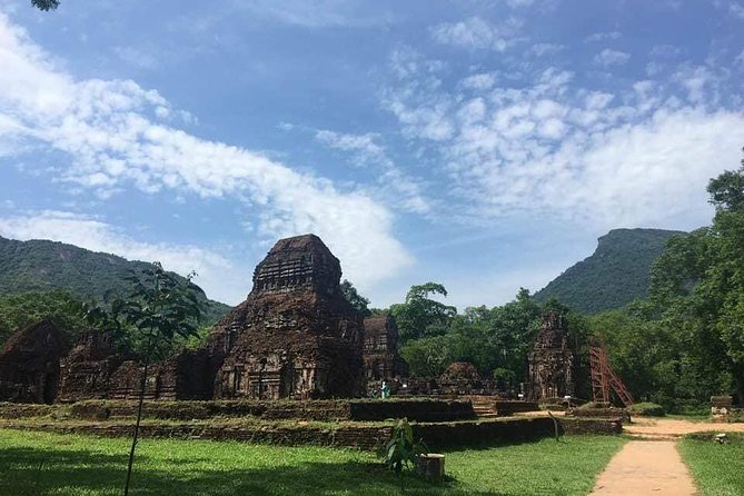 PRIVATE Guided TOUR to My Son Holyland & Marble Mountains - Starting from Hoi An: comfort, timing, and how the day flows
