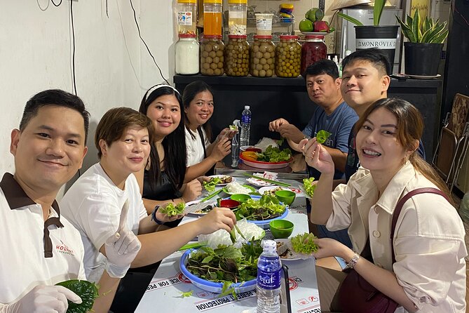 Private Half-Day Bike Tour in Saigon with Guide - First Stop: Nguyen Hue Street and the Fast-Get-Your-Bearings Factor