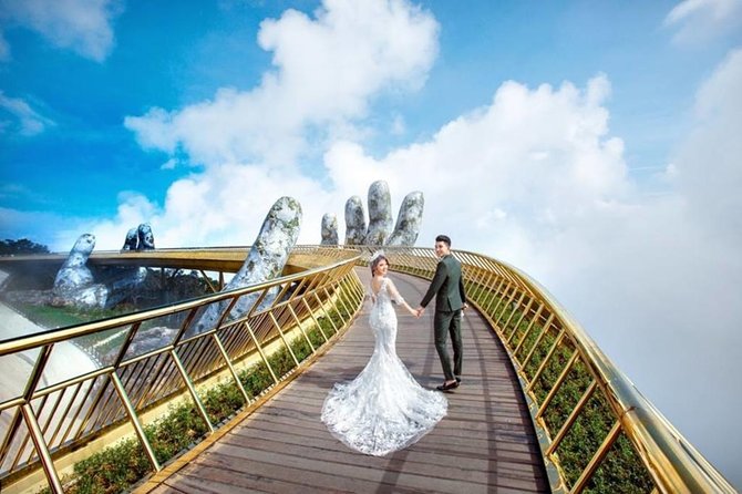 PRIVATE Half day to Golden Bridge Bana hill from Danang City - Cable cars: the quickest way to feel the altitude change