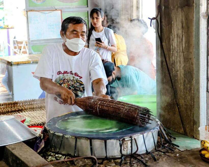Private Half Day Tour - Cái Răng Floating Market - Fruit orchards, pineapple ice cream, and folk music on the water