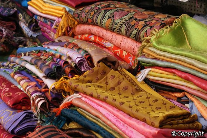 Private Half-Day Tour of Hoi An Ancient Town - Tailor shops and made-to-order clothes: fun, but plan for decisions