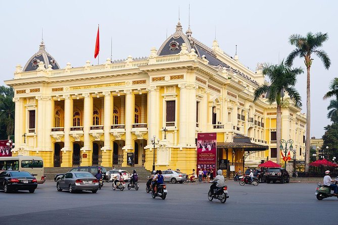 Private Hanoi City Discovery Full-Day Guided Tour - West Lake at Tran Quoc Pagoda: a calmer pause
