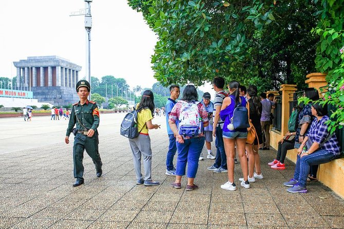 Private Hanoi City Half-Day Tour with Train Street Visiting - Duờng Tau Train Street: the short segment that feels like the whole show