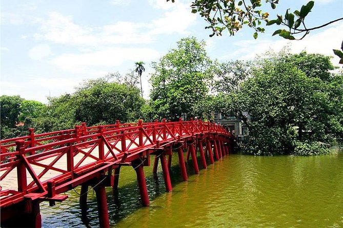 Private Hanoi City Tour - Full Day - Thang Long water puppet show: how to get the most from the finale