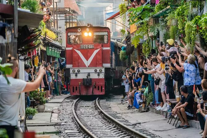 Private Hanoi Food Tour with Train Street and Local Delights - Price and Value: What $40 Really Buys in Hanoi