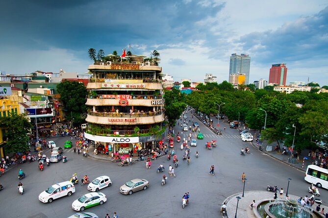Private Hanoi Street Food Tour With Mr.Ha - Lunch vs dinner: picking the right Hanoi street-food mood