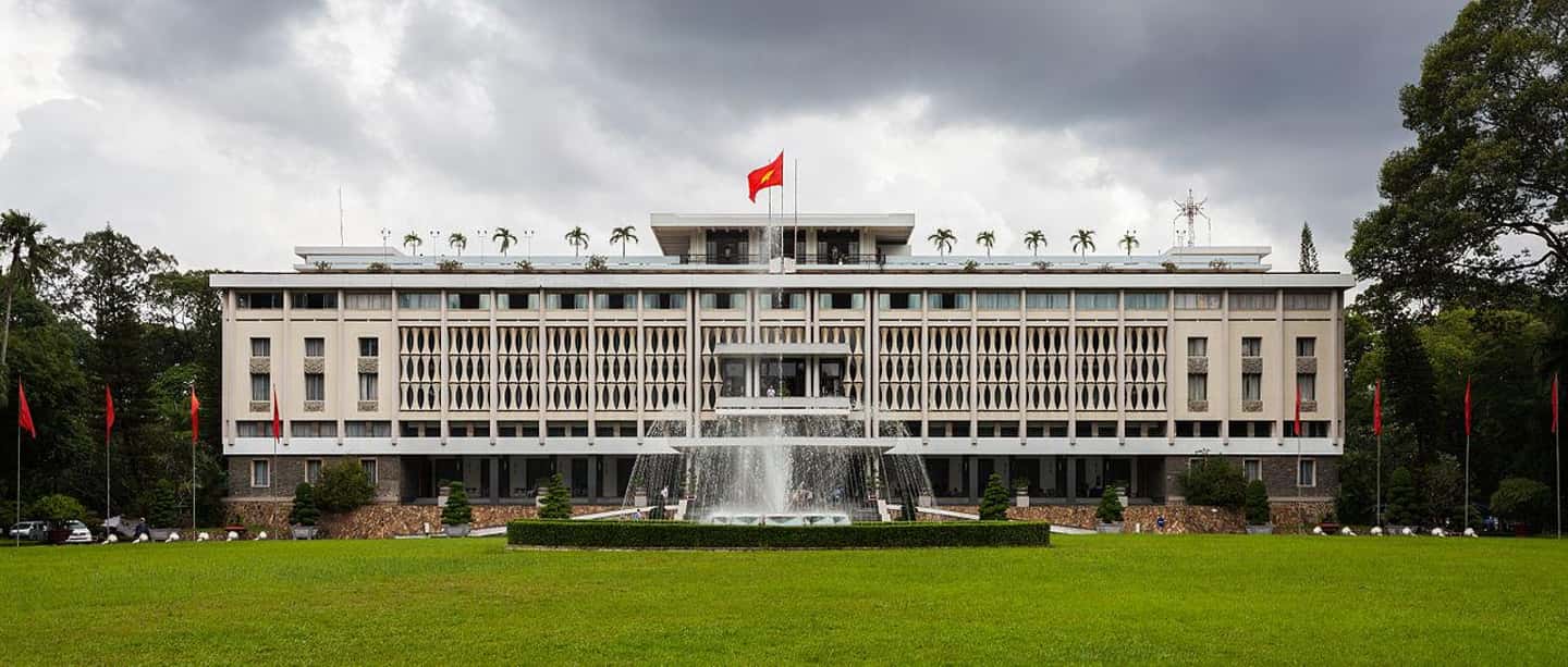 Private Ho Chi Minh City Historical & Cultural Experience - Flexible itinerary: Jade Emperor Pagoda, Cholon, and the Opera House