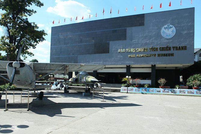 Private Ho Chi Minh City Tour - Shore Excursions - Stop 4: Independence Palace as a Real Time Capsule
