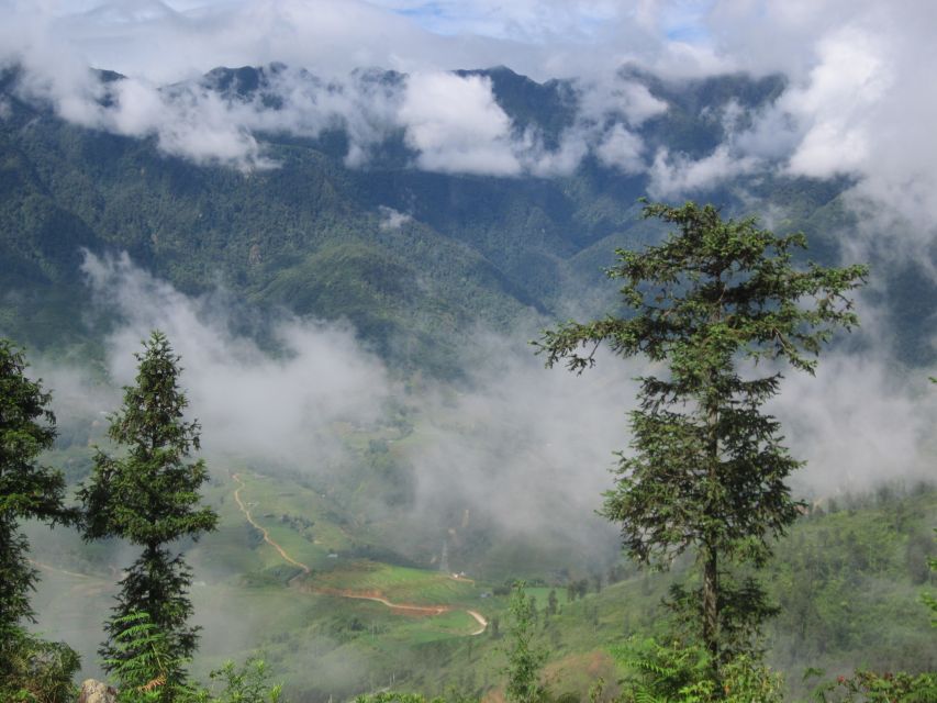 Private Hoang Lien National Park & Tribal Village Trek - The 09:00 AM Start: Passes, Falls, and a Fast Geography Lesson