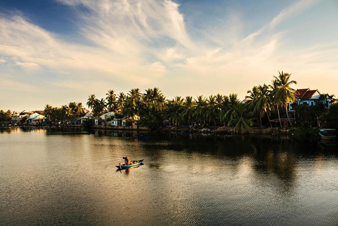 Private Hoi An Bike, Thu Bon River Cruise & Dinner Experience - The Thu Bon River cruise: sunset lights without the Old Town crowd