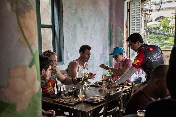 Private Hoi An Evening Food Tastings Tour by Bike - Dinner along the river: grilled seafood, meats, and historic-quarter views