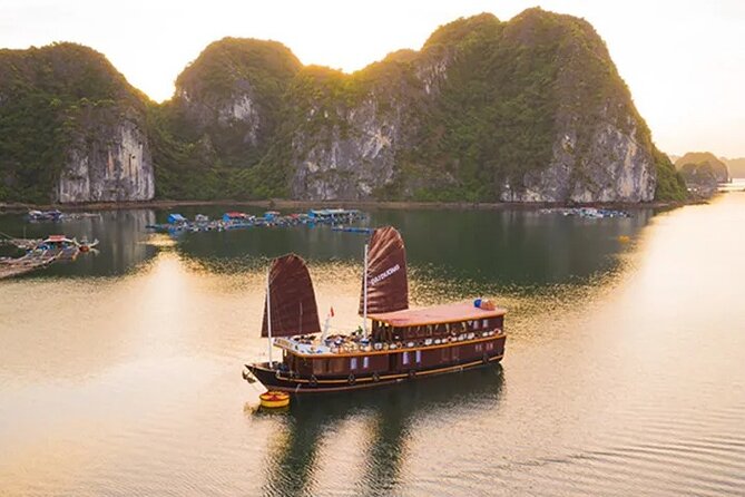 Private Lan Ha Bay Cruise 2D1N - Sunlight Travel & Cruise: a private 2D1N style that’s active but structured