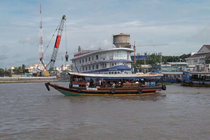 Private Mekong Delta Less Tourist - Coconut Island Tour - How the guide experience shapes the whole day