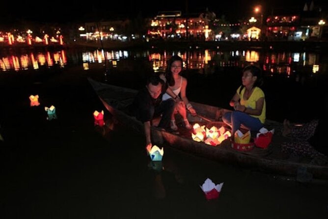 Private Night Boat Trip and Floating Lantern on Hoi An River - The Weather Factor: Rain, Waiting, and Your Best Evening Plan