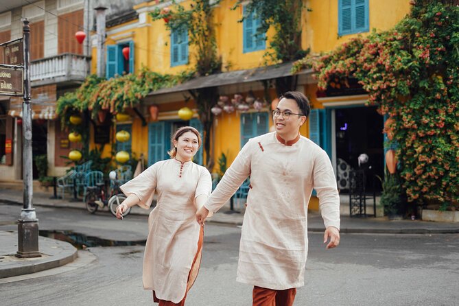 Private Photo Shoot in Hoi An - How Tam Handles Posing So Your Photos Look Natural
